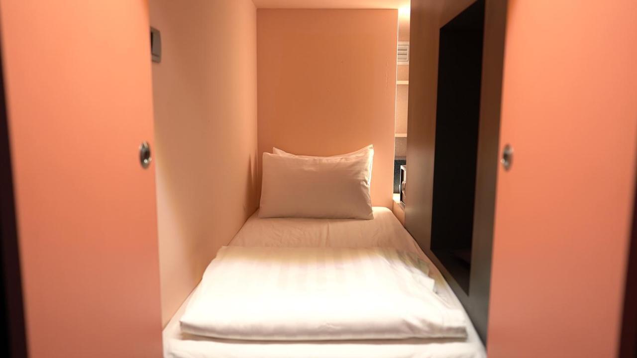 Capsuletransit Airside Klia T2 - Airport Hotel - International Departure Near To Transit Hall, Gate Q Sepang Buitenkant foto